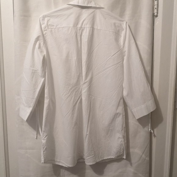3/$20 Woolworths white cotton top - Picture 13 of 14